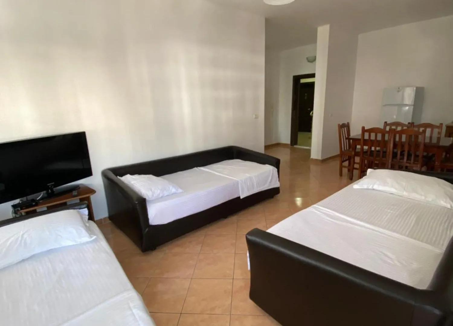 Zani'S Apartments Durres