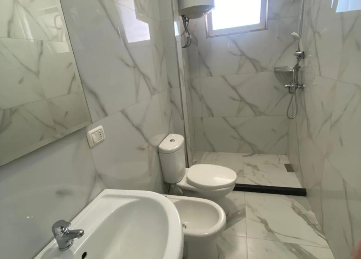 Zani'S Apartments Durres
