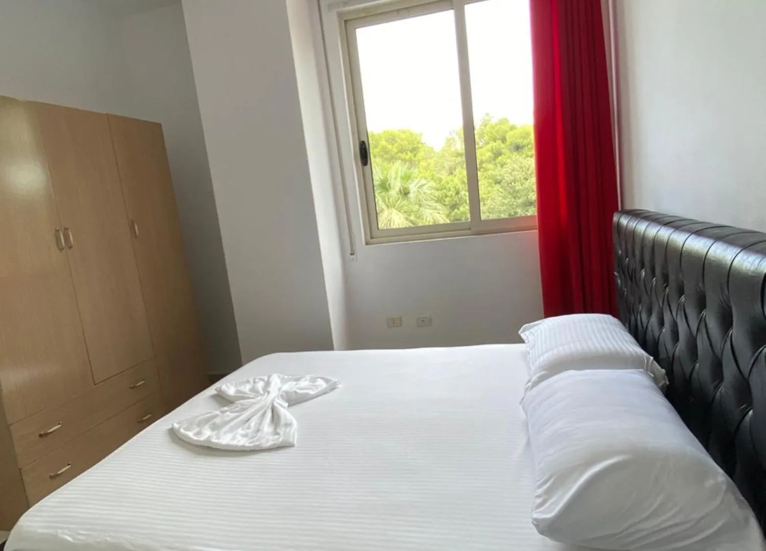 Zani'S Apartments Durres
