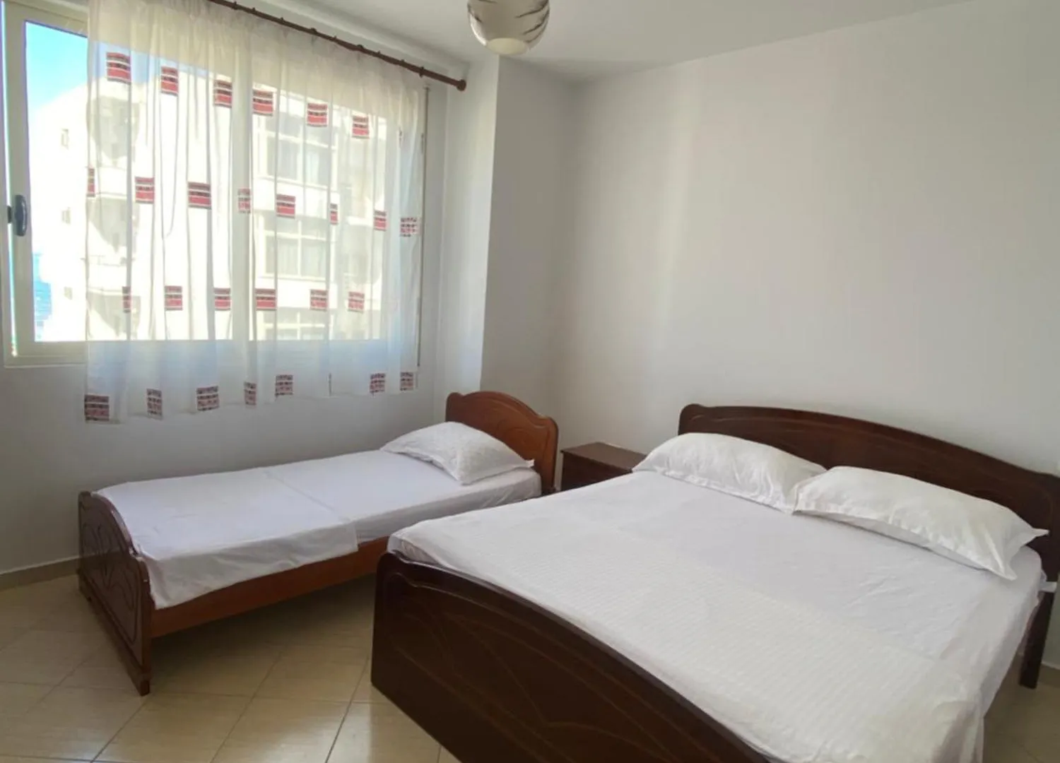 Zani'S Apartments Durres Albania
